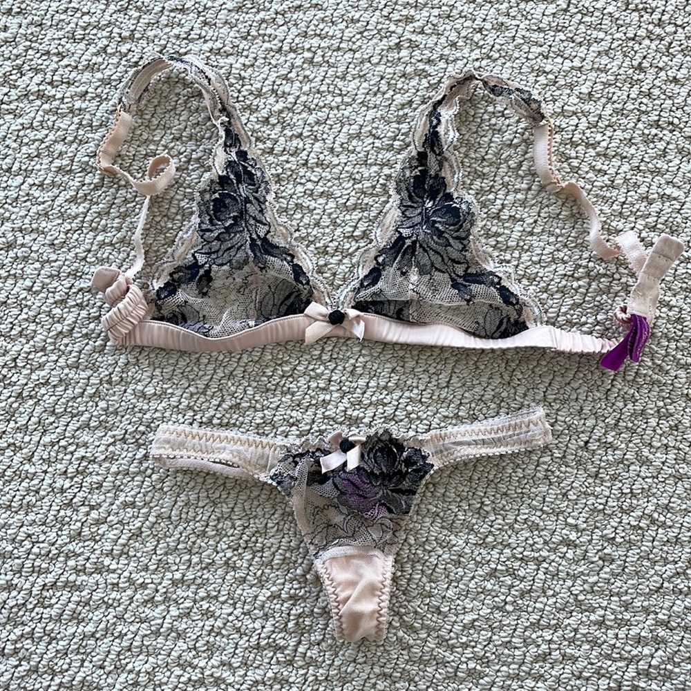 Agent Provacateur Lace and Silk Triangle Bra & Thong, XS